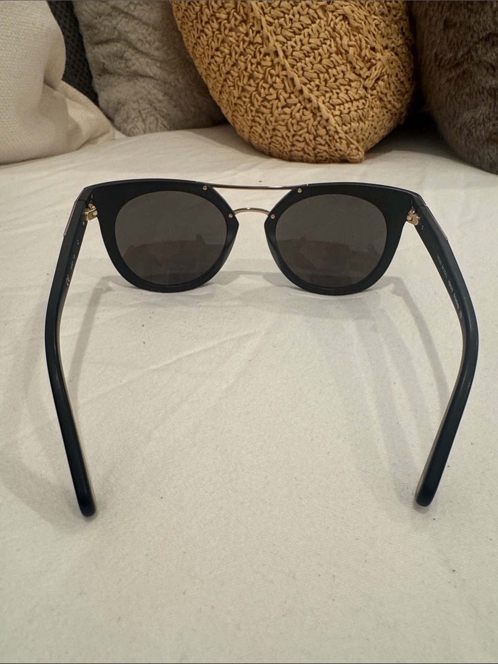 henri bendel HB804S Broadway 002 Black Frame Sunglasses/Blue Mirrored Lenses - Picture 4 of 7